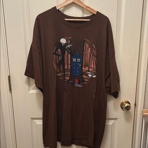 Nightmare Before Christmas AND Dr. Who? Yes! Men‘s 3XL T-shirt featuring both!